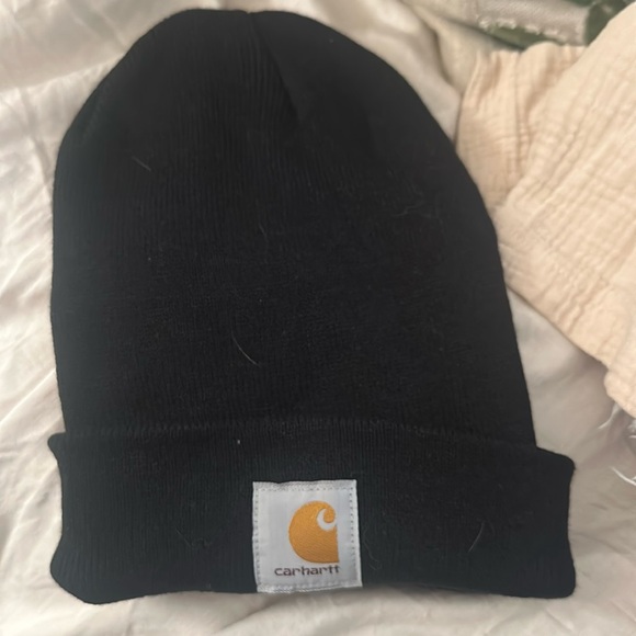 Carhartt Other - CarHartt beanie